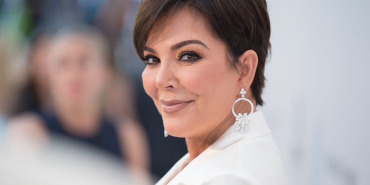 Încă un brand de frumusețe Kardashian-Jenner a intrat pe fir
