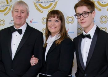 Vedeta CBBC și fiul lui Nicholas Lyndhurst, Archie Lyndhurst, moare la vârsta de 19 ani