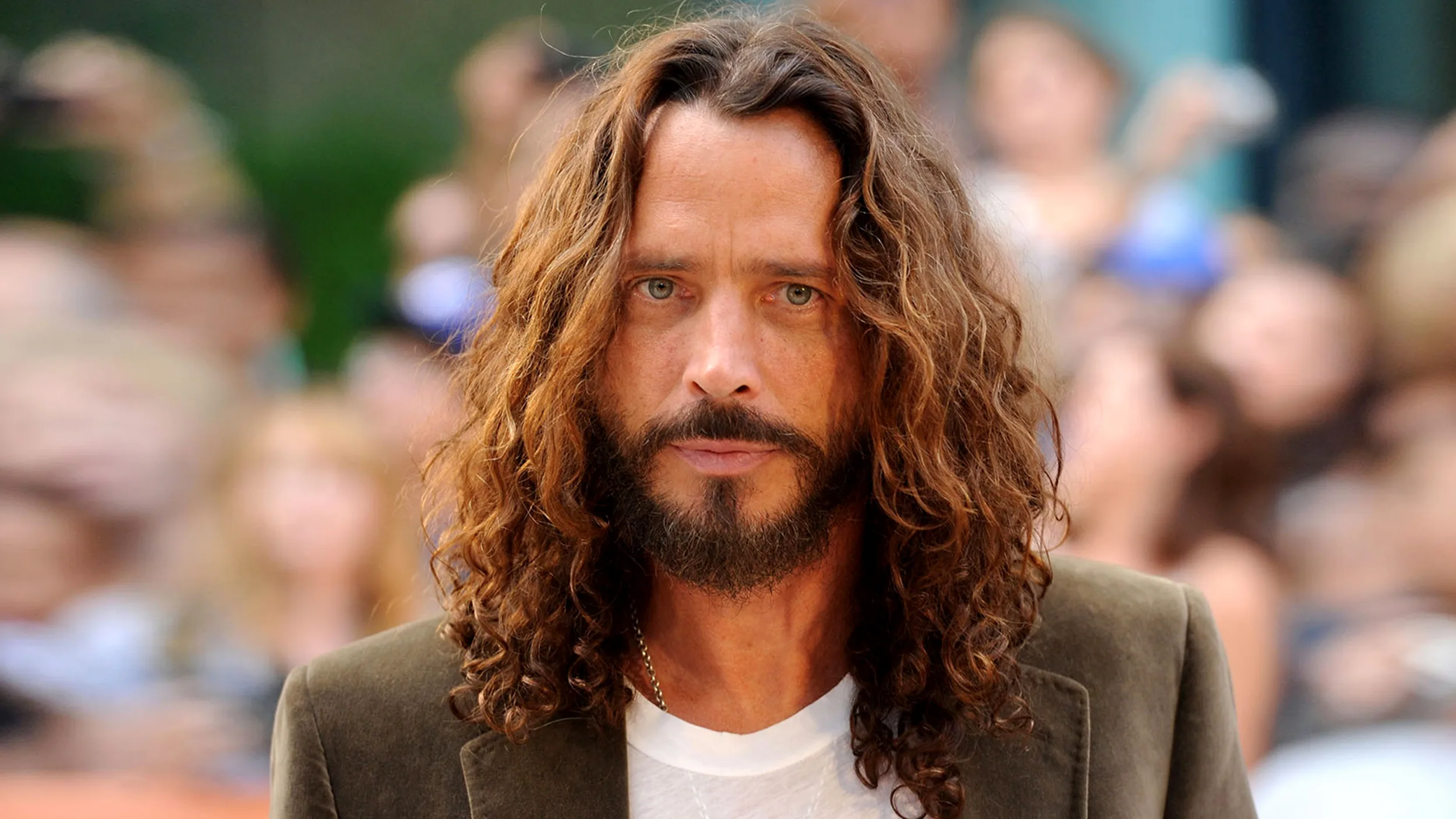 Familia lui Chris Cornell lansează albumul copertelor post mortem