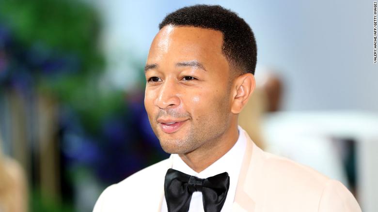 Cântărețul John Legend, desemnat cel mai sexy bărbat în viață de revista People