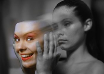 Tu știai de zodia cu personalitate multiplă? Își poate schimba starea de la o clipă la alta