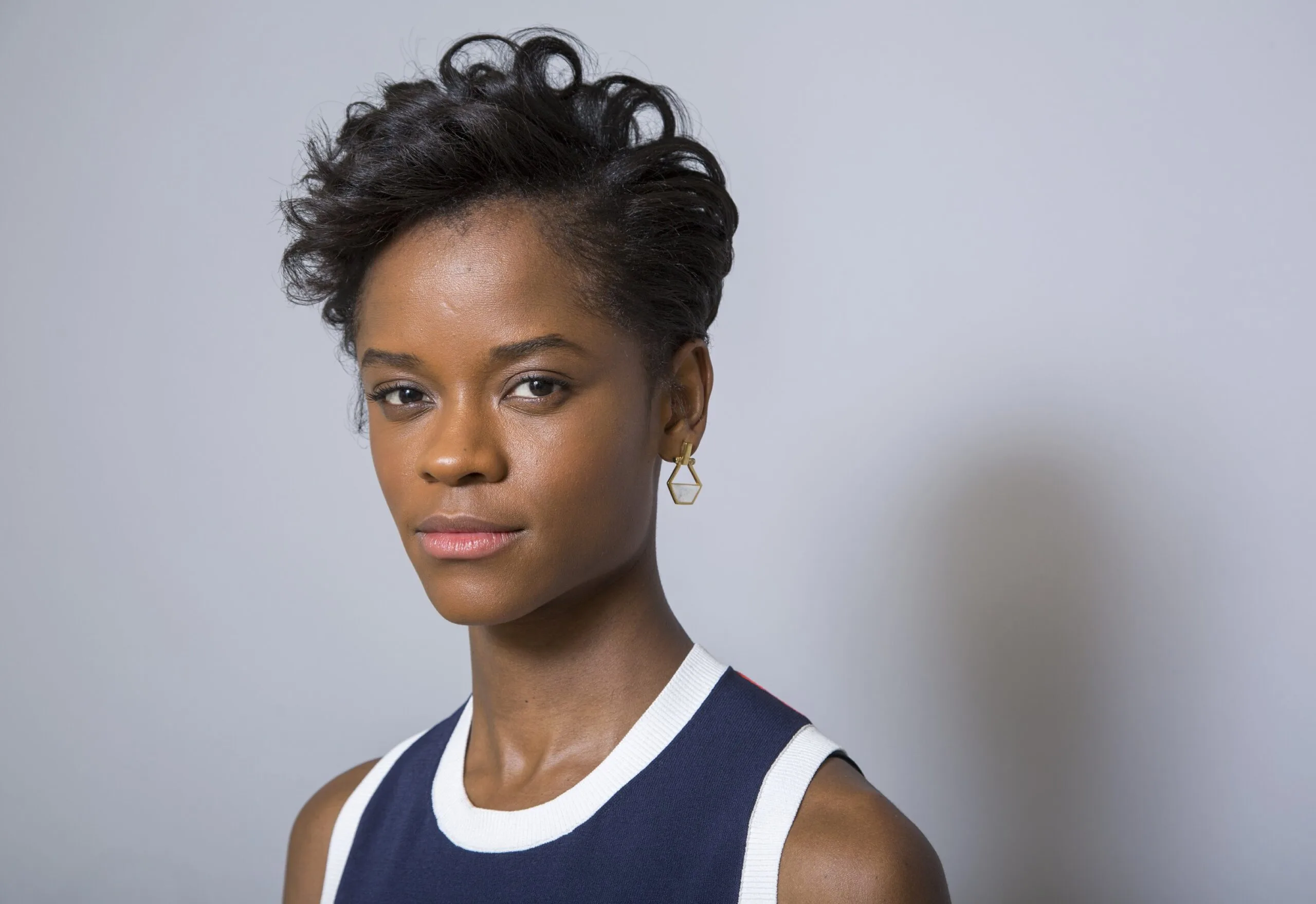 Actrița Letitia Wright a criticat faptul că a distribuit videoclipul cu dubiile despre vaccin