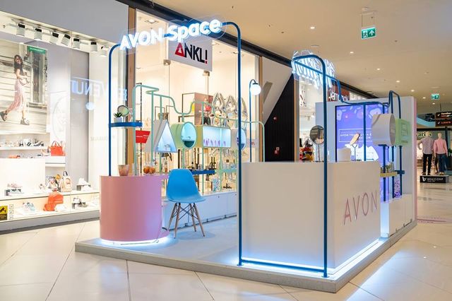 Descopera primul Pop-Up Store AVON!