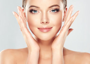 3 Măști faciale care te vor ajuta să îți iei adio de la tenul cu probleme