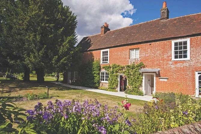 Casa din Chawton a lui Jane Austen „este în pericol” de scurgerile de pe acoperiș
