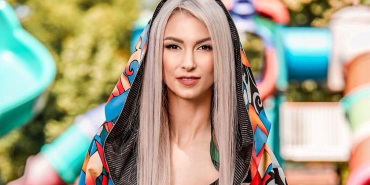 Andreea Bălan a făcut stop cardio-respirator în timpul operației de cezariană