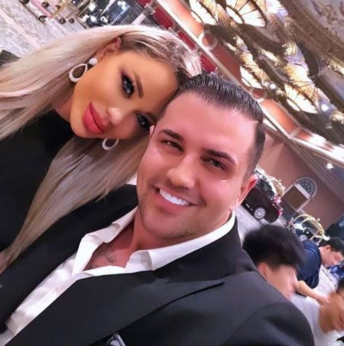 Alex Bodi a încercat să o răpească pe Bianca Drăgușanu. Poliția a intervenit imediat