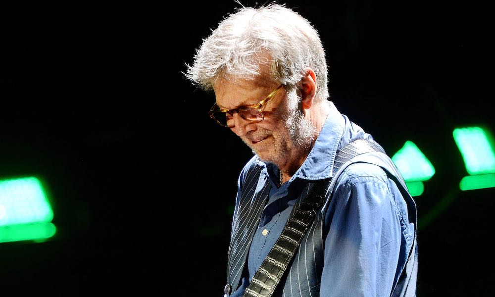 Tom Jones și Eric Clapton vor cânta la un concert de caritate organizat în beneficiul unei asociații anti-cancer