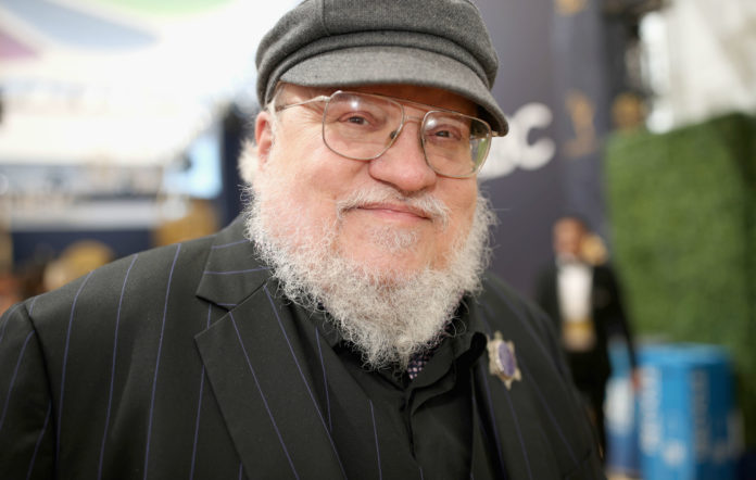 George R. R. Martin şi-a deschis o librărie, lângă cinematograful său din Santa Fe