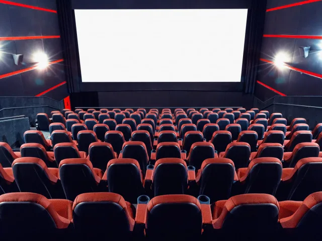 China va ridica limitele de capacitate cinematografică la 75%