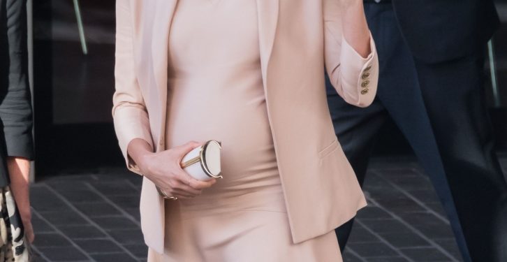 Cele mai frumoase rochii purtate de Meghan Markle în sarcină