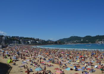 Vânzările pentru minivacanţa de Sfânta Maria sunt mai mari cu până la 38% pe litoral şi cu până la 25% în staţiuni