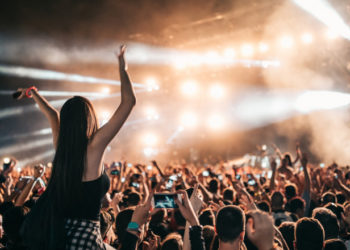 Sectorul muzicii live are nevoie de o „dată de repornire”,spune guvernul