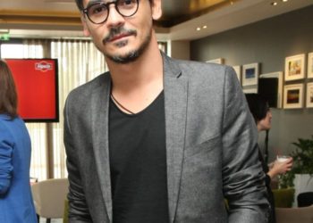 Răzvan Simion vorbeşte despre divorţ la patru ani de la despărţire: „Sunt relații care ard repede”