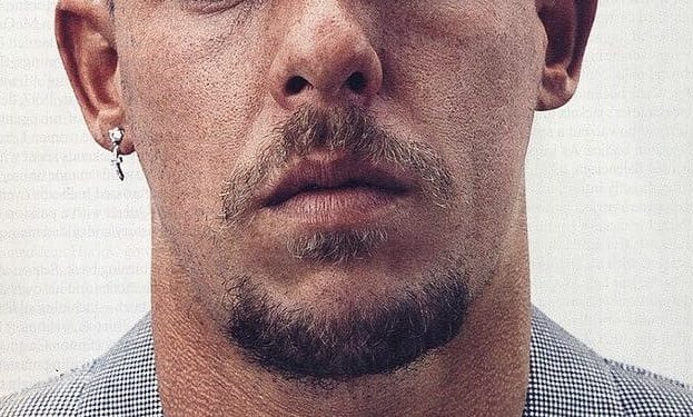 Să ne amintim de Alexander McQueen: 50 de ani de la naștere