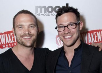 Will Young se întreabă de ce fratele geamăn Rupert nu a fost reținut