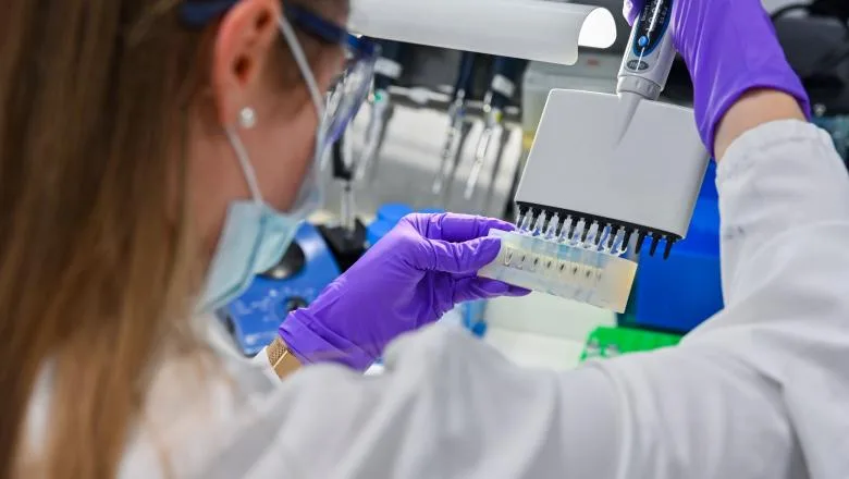 Vaccin contra coronavirus: Australia asigură accesul la studiul Oxford-AstraZeneca