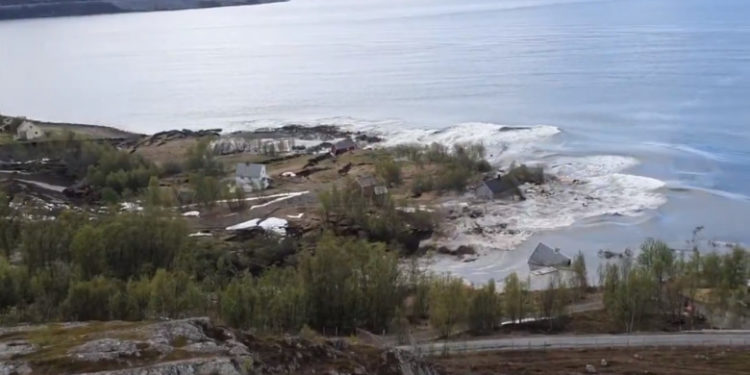 Oamenii dispăruți sunt presupuși morți după alunecarea de teren din Norvegia, spune șeful poliției