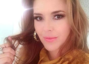 O fostă regină a frumuseții a căzut în direct, în timpul unei emisiuni! | VIDEO