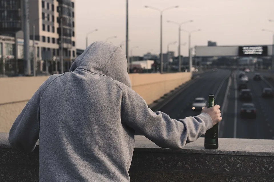 Alcoolismul- Cea mai întâlnită dependență a românilor. Cum poate fi vindecat
