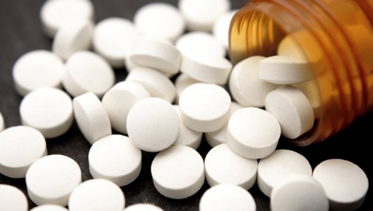 Aspirina – un medicament benefic dar și periculos! Vezi la ce riscuri te poți expune