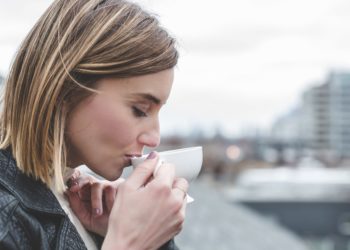 Cum ai grijă de pielea și părul tău odată cu venirea anotimpului rece