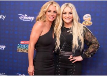 BRITNEY SPEARS S-A CERTAT CU SORA SA,