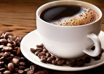 Tu știi ce alimente mai conțin cofeină în afară de cafea?