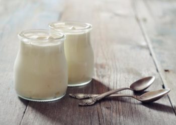 Dieta cu iaurt și cereale – modalitatea sigură pentru a slăbi vara aceasta
