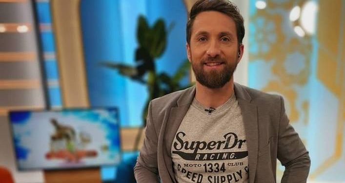 Dani Oțil, de nerecunoscut la „Scena misterelor”. Colegii lui au rămas cu gura căscată