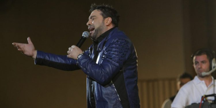 Florin Salam nu a ajuns la botezul nepotului său. Ce s-a întâmplat cu artistul. “Îmi cer mii de scuze“