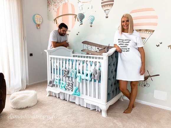 Diana Dumitrescu, reacție dură în urma criticilor aduse de alte mame pe internet