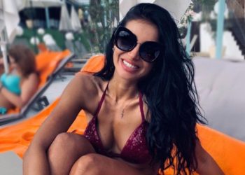 Elena Ionescu, ex-componentă Mandinga a pus punct relației cu soțul ei. Care este motivul