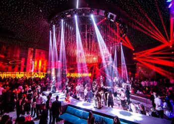 Testele rapide ar putea ajuta la redeschiderea cluburilor de noapte, sugerează Prim Ministrul Angliei