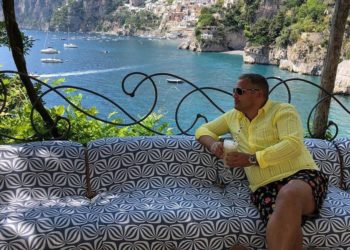 Fiul Irinei Loghin a fost operat de urgență. “Am dureri, sunt internat “