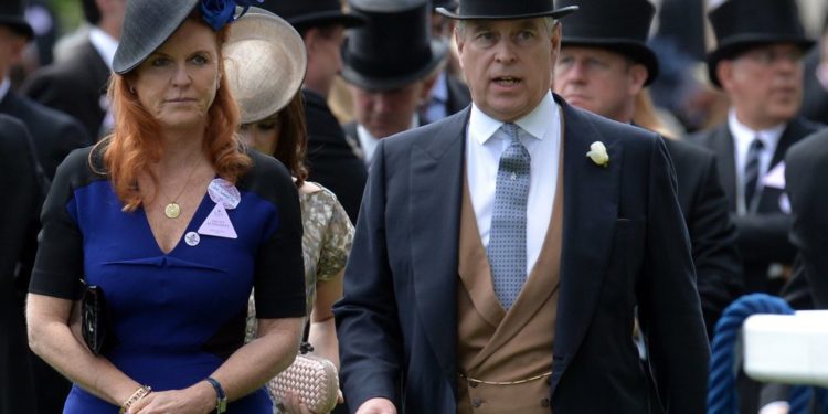 Prințul Andrew și Sarah Ferguson s-au împăcat la 20 de ani după ce au divorțat!