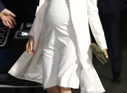 Meghan Markle, într-o ținută all-white! Ducesa de Sussex a arătat tot