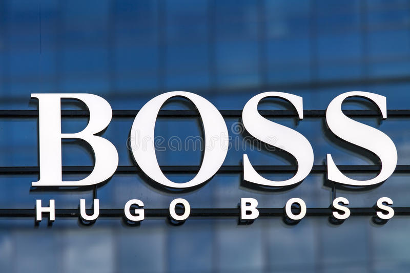Hugo Boss susține că sloganul lui Scouse încalcă drepturile de autor
