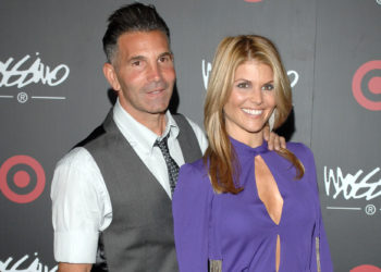 Actrița Lori Loughlin și soțul ei, se confruntă cu o condamnare în scandalul de admitere la colegiul din SUA