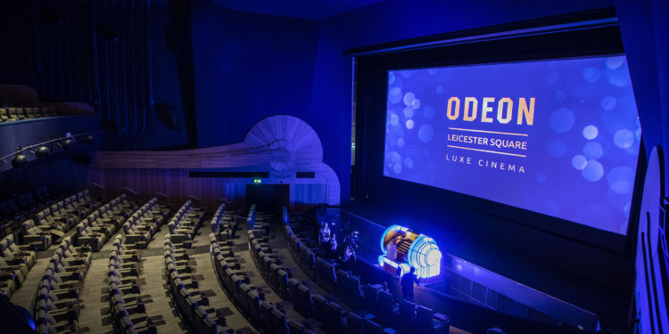 Odeon va deschide doar weekend-urile la unele cinematografe