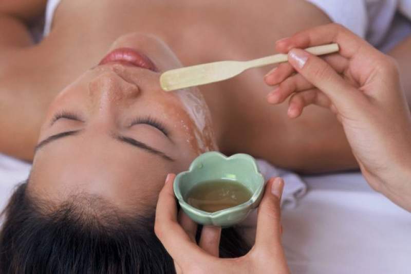 3 Sfaturi pentru a scăpa de părul facial