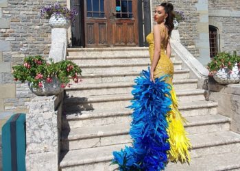 Frumoasa si curajoasa! Dupa ce a castigat Top Model of the World România 2022 a sarit in gol de la 3000 de metri