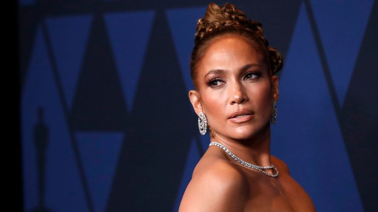 Jennifer Lopez a dezvăluit că un regizor i-a cerut să-i arăte sânii