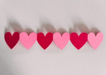 Sărbătorește iubirea cu B.U. și câștigă unul dintre cadourile primăverii