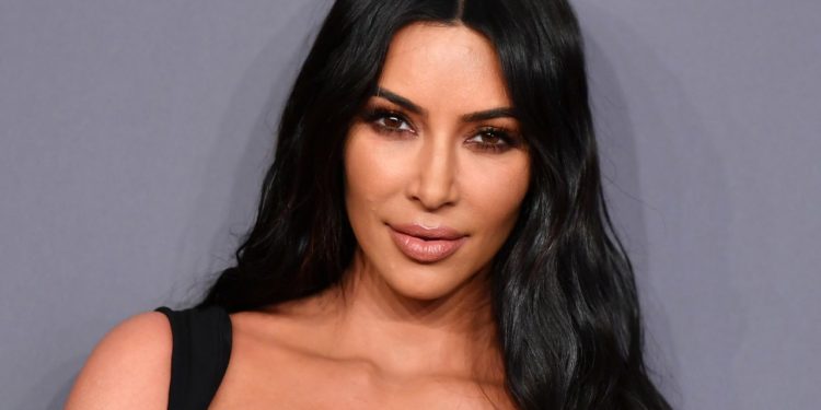 Kim Kardashian a înfuriat o țară întreagă cu noua ei linie de lenjerie intimă