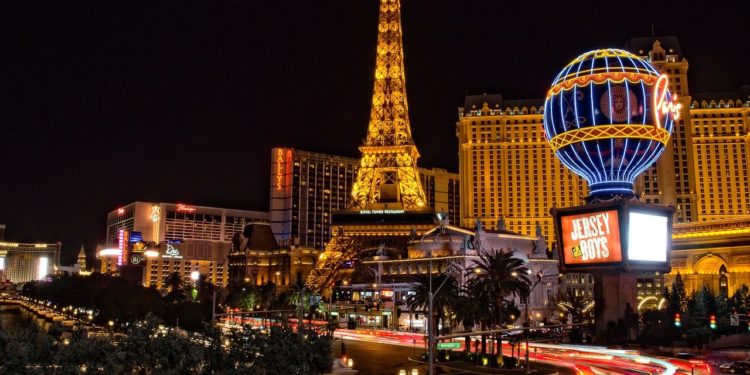 Top 5 celebrități care adoră jocurile de noroc