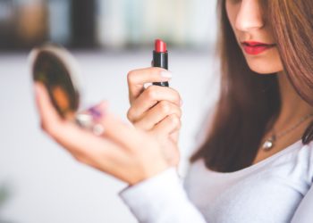 Produse cosmetice pe care niciodată să nu le împrumuți altor persoane