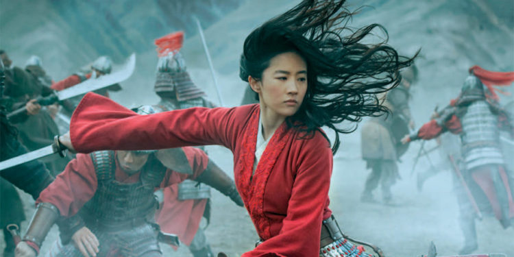 Filmul „Mulan” de la Disney se inaugurează slab în China, cu 23,2 milioane de dolari la box office