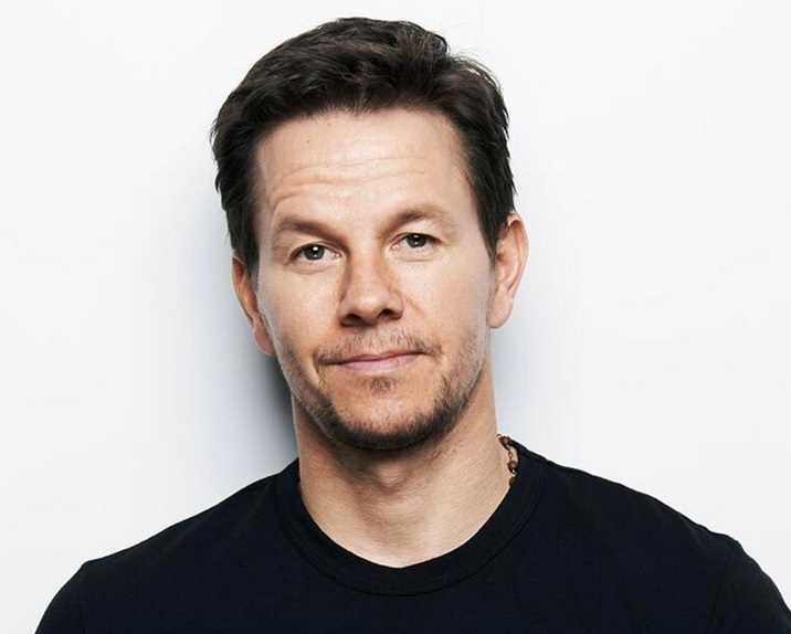 Mark Wahlberg va inaugura în Germania un local din reţeaua sa de hamburgeri „Wahlburgers”