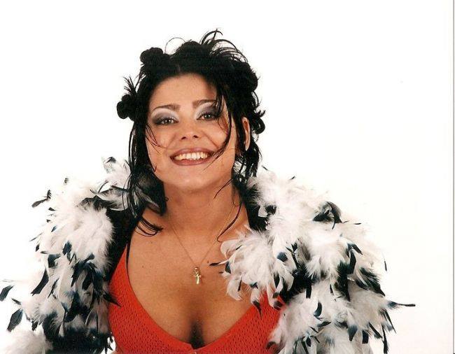 O mai țineți minte pe Miki de la K-pital? Cum arată și ce mai face astăzi, la 15 ani de când s-a retras din showbiz